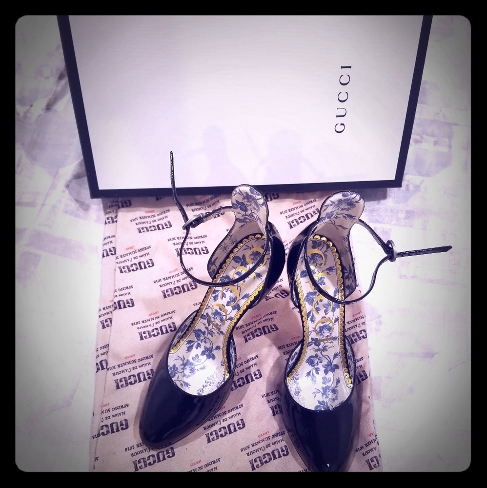 GUCCI SHOES
